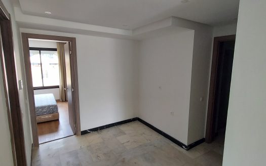 Rare product : Sale New furnished studio Gauthier without vis-à-vis