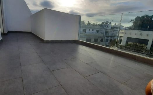 Rare Product: Modern Duplex with Terraces on the top floor in Racine