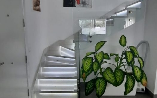 Rare Product: Modern Duplex with Terraces on the top floor in Racine