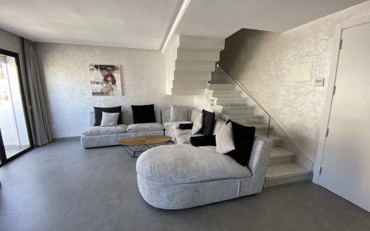 Duplex meublé 2 Chambres moderne à louer Racine